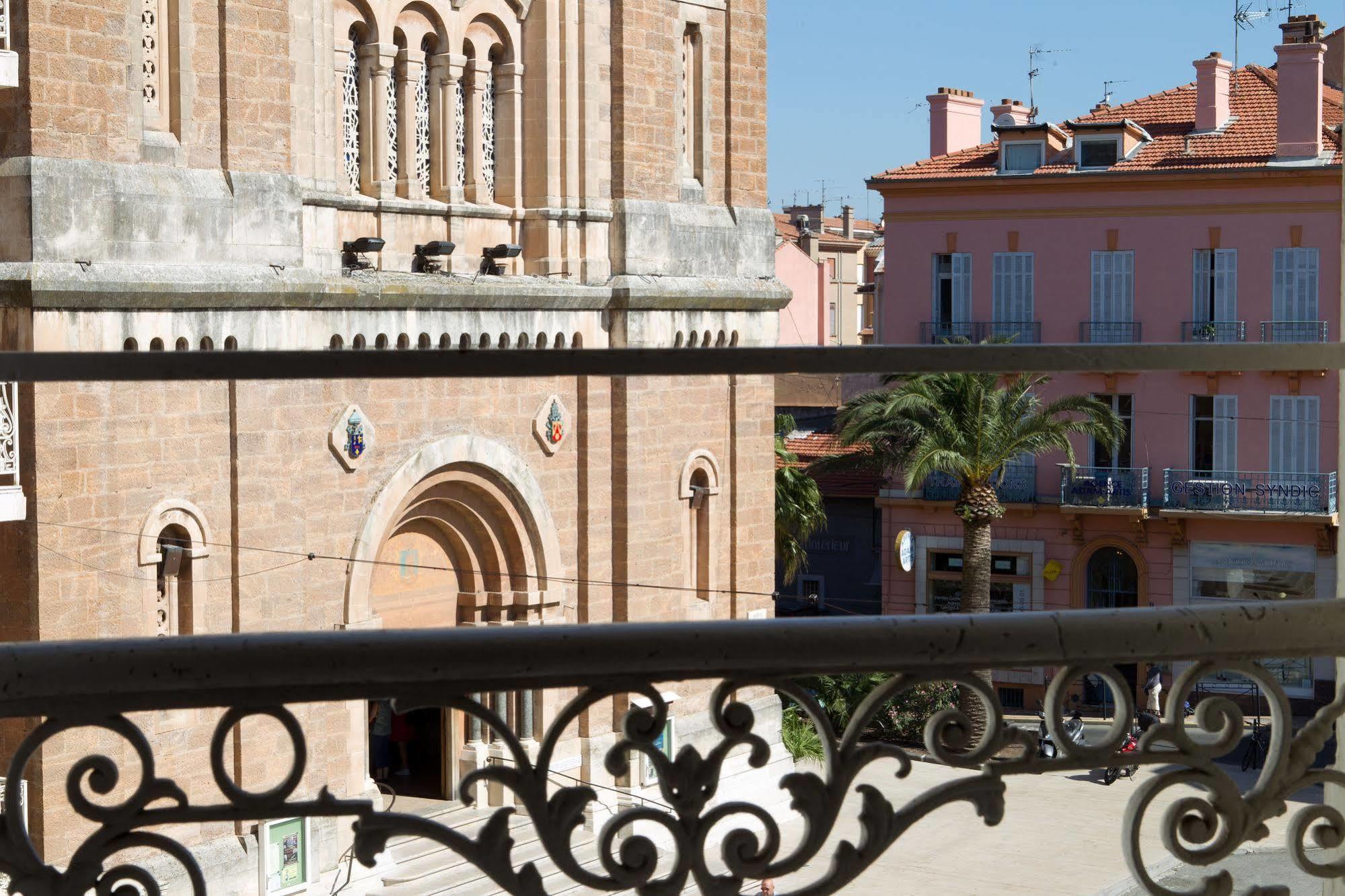 Hotel Excelsior Saint-Raphaël Exterior foto